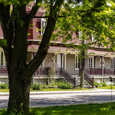 Auberge Akamaraska Камураска Екстериор снимка