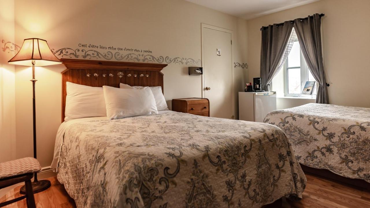 Auberge Akamaraska Камураска Екстериор снимка