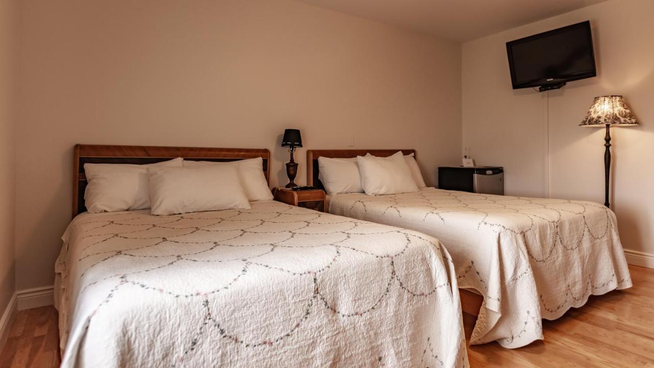 Auberge Akamaraska Камураска Екстериор снимка