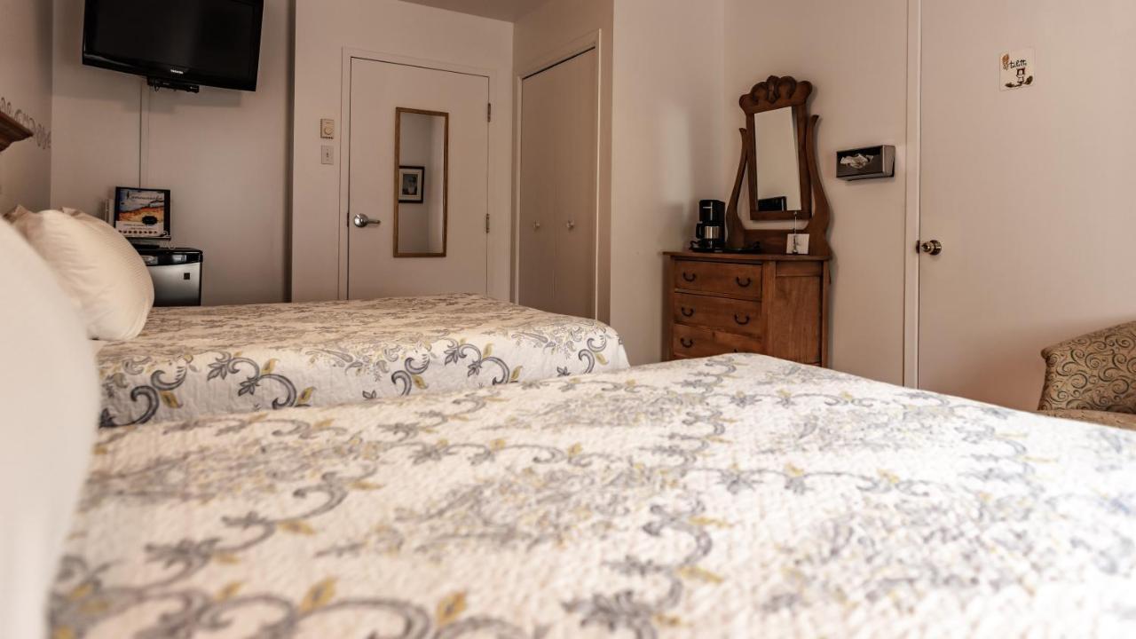 Auberge Akamaraska Камураска Екстериор снимка